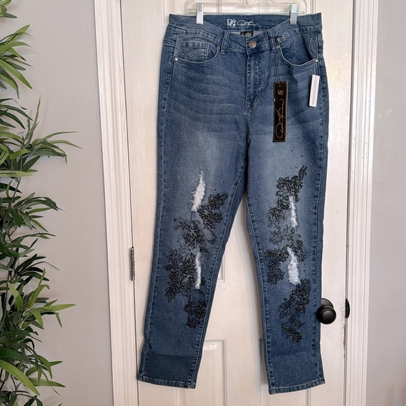 DG2 Diane Gilman virtual stretch distressed denim embossed jeans NWT 12 - Picture 1 of 11